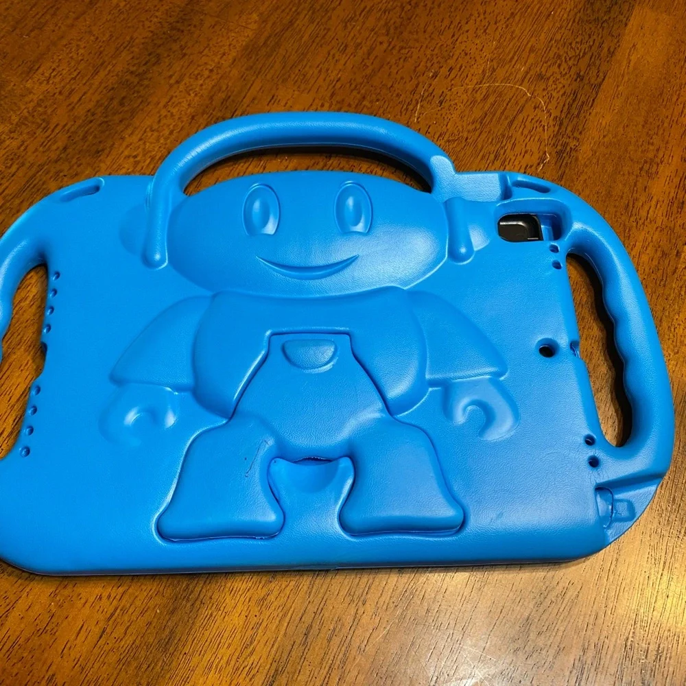 Children’s case for iPad. New.